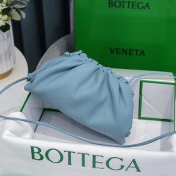 Bottega Veneta Pouch calfskin handbag bag cloud bag