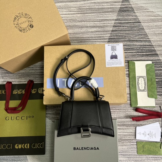 Balenciaga GUCCI joint model Gucci model: 5928331.Size: 19*13*8cm.