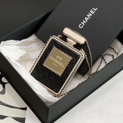 CHANEL 2022 Spring and Summer Limited Edition Favorites Series Perfume Bottle Bag