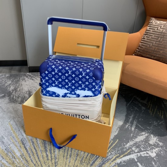 Louis Vuitton Horizon 55 tie box
