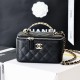 CHANEL 2022CC Spring / Summer series cosmetic bag
