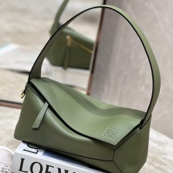 LOEWE PUZZLE HOBO underarian package SIZE: 29*12*10cm