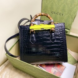 Gucci Diana small tote bag  Cowhide Crocodile size: 27 xH24 x 11cm