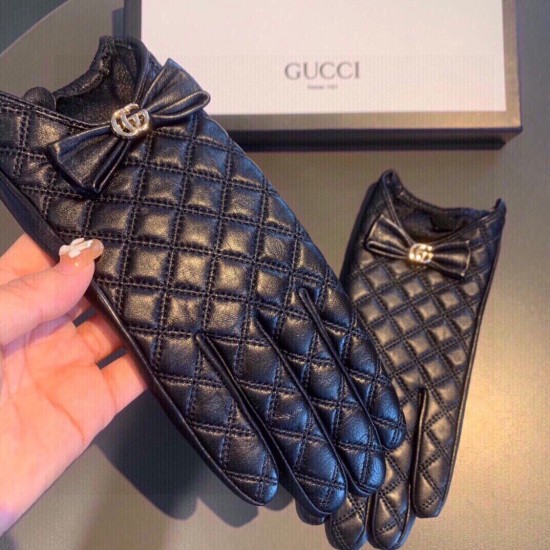 Gucci Mobile Touch Screen Sheepskin Gloves