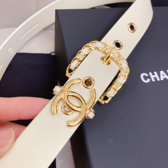 CHANEL SOUUTH AFRICAN CALFSKIN With Brand Leather Pin Buckle! Band width 3.0cm, white black full package