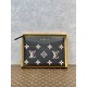 LV DAILY POUCH
