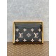 LV DAILY POUCH