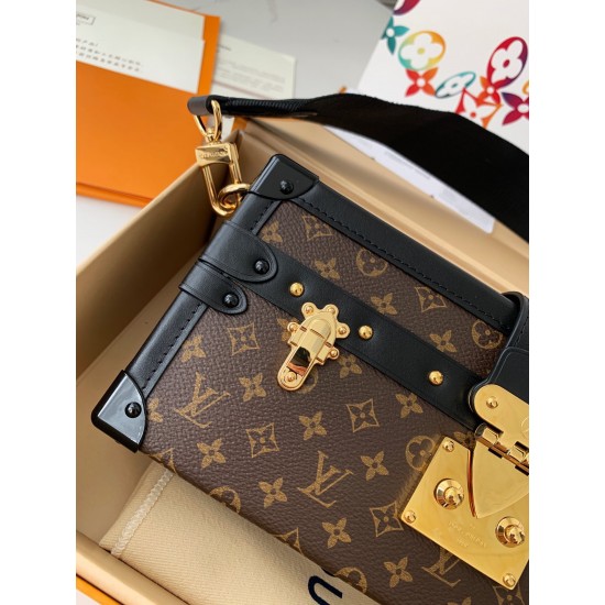 LV PETITE MALLE EAST WEST