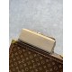 LV MADELEINE BB Size: 24 x 17 x 8.5CM