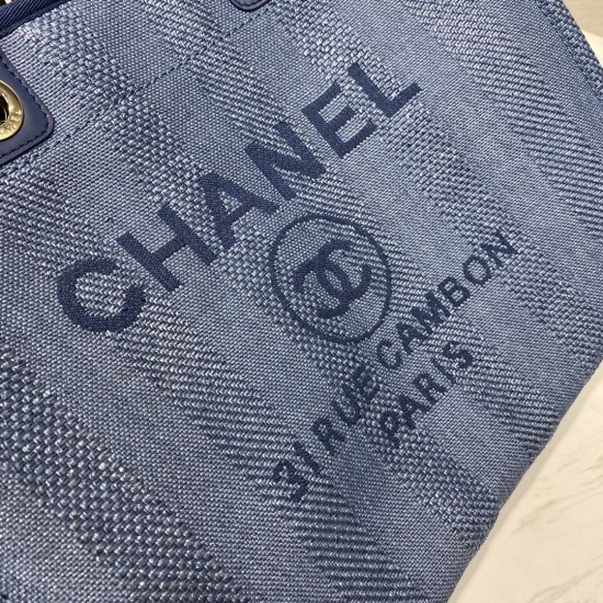 CHANEL TOTE Beach Bag