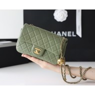 CHANEL FLAP BAG Size: 17CM  20CM