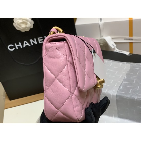 CHANEL FLAP BAG AS3205 Size: 13X18X6CM