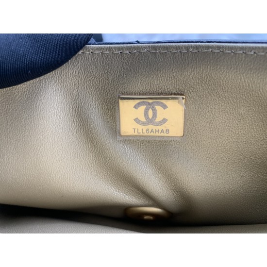 CHANEL FLAP BAG Size: 15×20×9cm