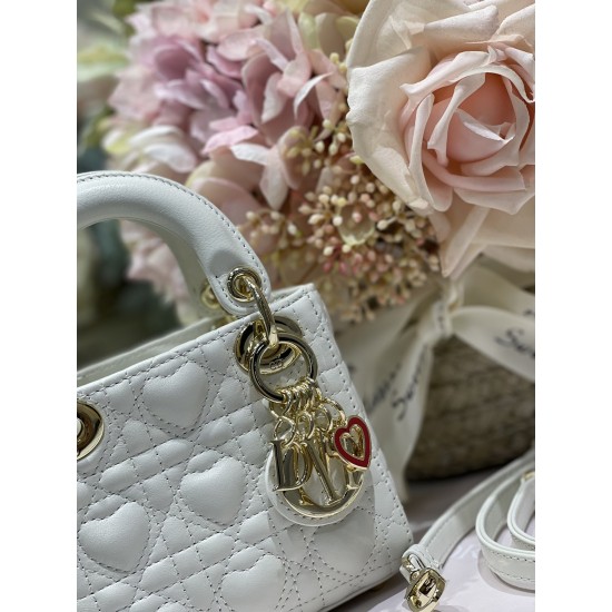 Dior Lady MICRO BAG Size: 12*10*5CM