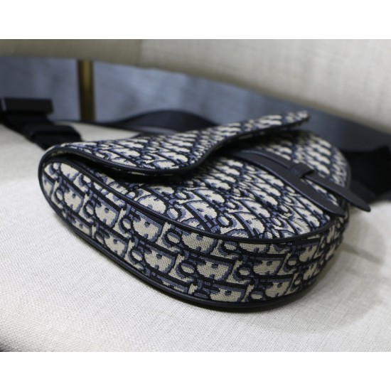 Dior Saddle BAG Size: 20x28.6x5cm