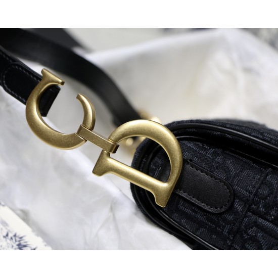 Dior Saddle BAG SIZE: 25.5 x 20 x 6.5CM