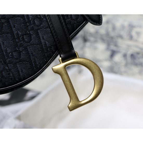 Dior Saddle BAG SIZE: 25.5 x 20 x 6.5CM