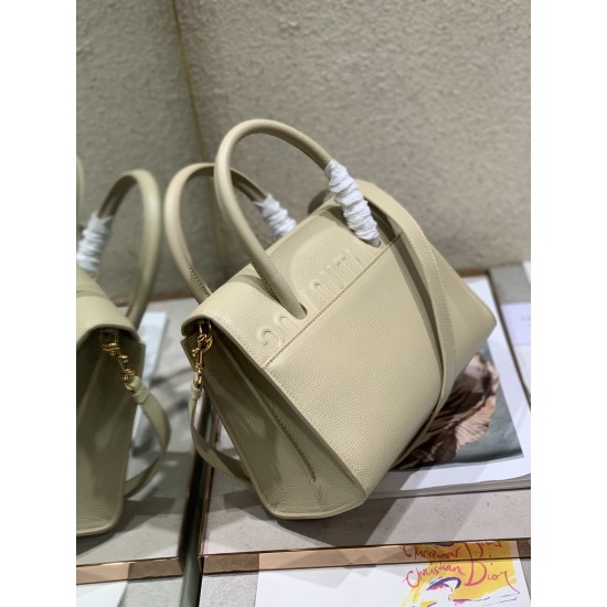 Dior Montaigne Bag Size: 25x19x12cm