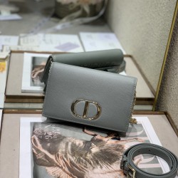 Dior 30 MONTAIGNE BAG Size: 19 x 12.5 x 4 cm 