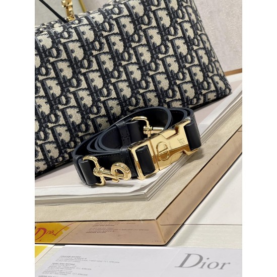 Dior Large DIOR TRAVEL NOMAD POUCH Size: 27.5 x 21 x 11.5cm