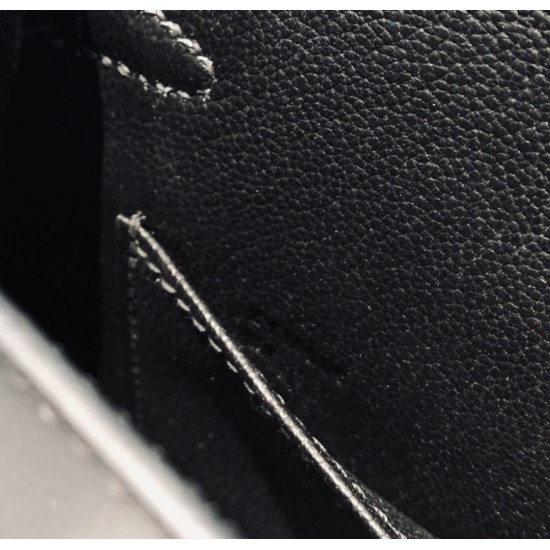 Hermès Kelly Silver Buckle Calfskin Hand Stitched Size: 19cm