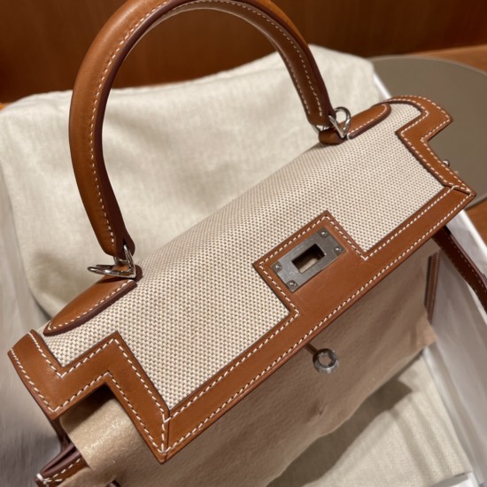 Hermès Kelly Toile H Collection Canvas with saddle leather Hand-stitched with beeswax thread Size: 28cm
