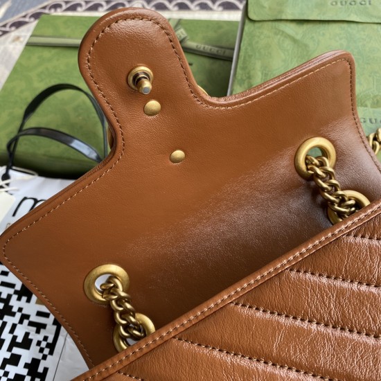 Gucci GG Marmont mini matelassé shoulder bag Size: 22 x 13 x 6cm
