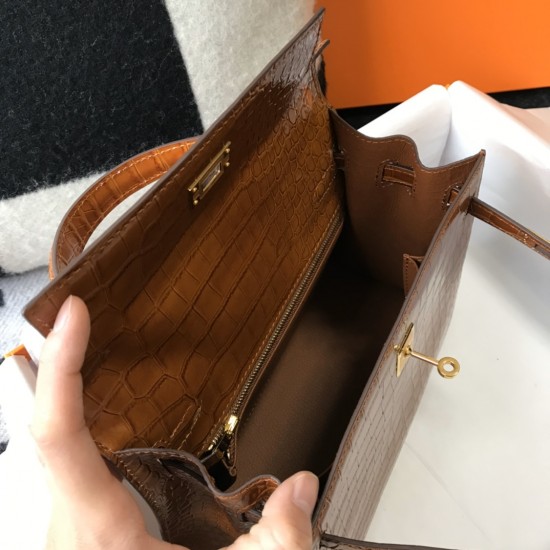 Hermes Kelly 25&28cm Cowhide Embossed Lined with First Layer Sheepskin