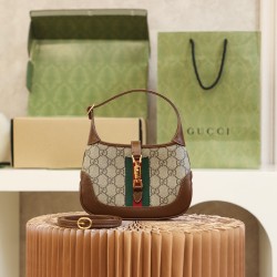 Gucci Jackie 1961 mini shoulder bag size: 19 x 13 x 3cm