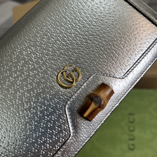Gucci Diana mini bag with bamboo