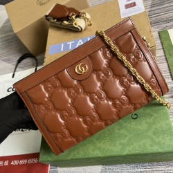 Gucci GG Matelassé leather medium bag Size: 26 x 17.5 x 8cm