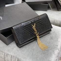 YSL KATE 99 CHAIN BAG IN ALLIGATOR-EMBOSSED LEATHER SIZE:26 X 13.5 X 4.5 CM 