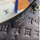 LV EASY POUCH ON STRAP BAG