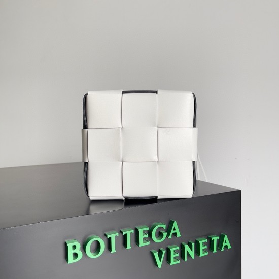 Bottega Veneta Cassette Bucket Bag