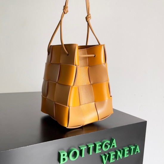 Bottega Veneta Cassette Bucket Bag