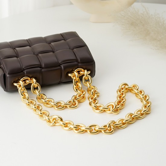 Bottega Veneta Chain Cassette