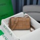 Bottega Veneta Cassette  SIZE 23X15X5CM