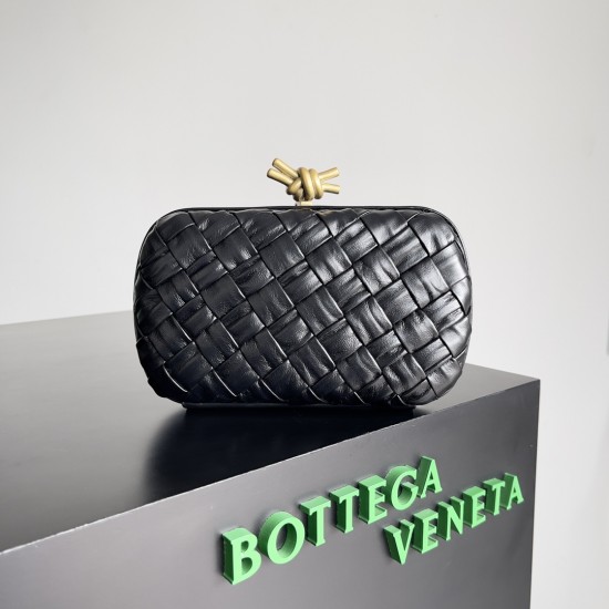 BottegaVeneta Knot Dinner bag Size: 20.5*6*12.5cm