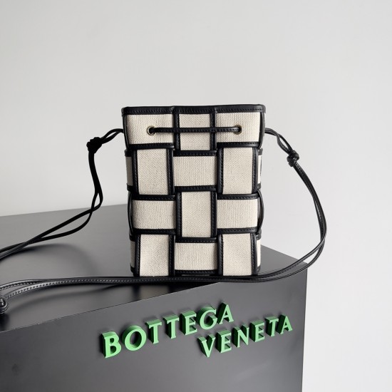 Bottega Veneta Cassette Bucket Bag