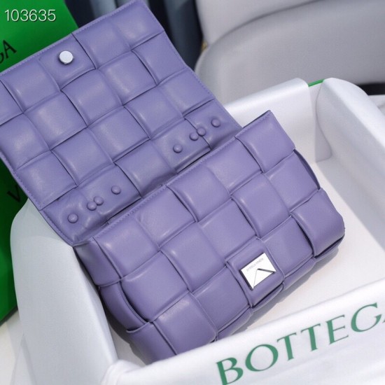 Bottega Veneta Chain Cassette