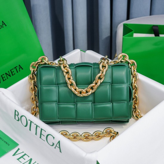 Bottega Veneta Chain Cassette