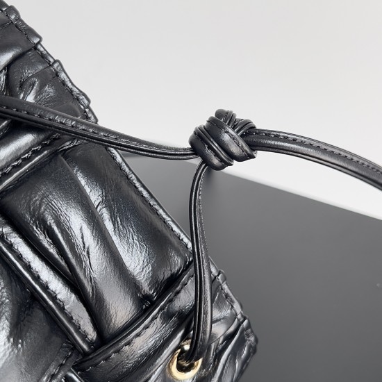 Bottega Veneta Cassette Bucket Bag