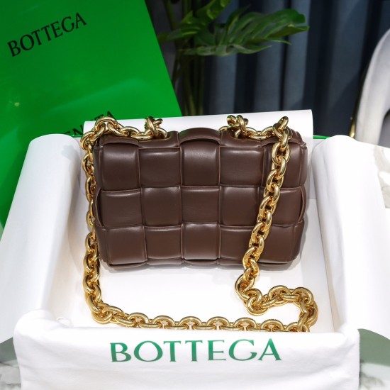 Bottega Veneta Chain Cassette