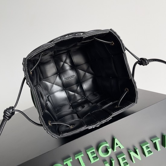 Bottega Veneta Cassette Bucket Bag