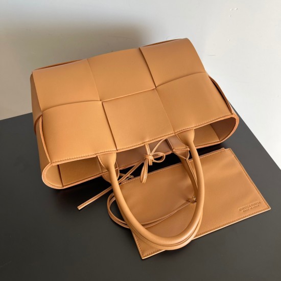 Bottega Veneta Small Arco Tote Bag Size：30*20*11.5cm