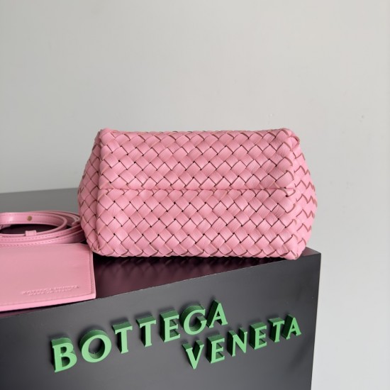 Bottega Vneta Mini Cabat Tote Bag Size：22*6.5*15.5cm