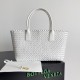 Bottega Veneta Medium Cabat Tote bag