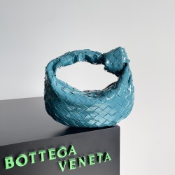 Bottega Veneta Jodie Bag size：23x15x5cm   651876