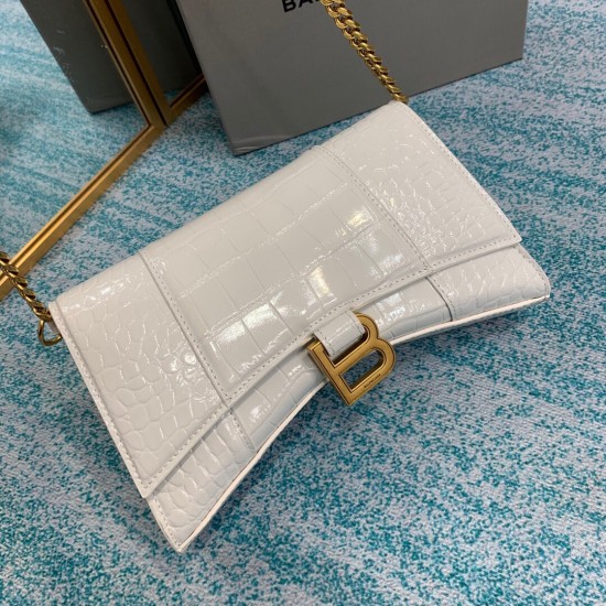 BALENCIAGA HOURGLASS WALLET ON CHAIN BOX IN  Size: 23x14x5.8CM