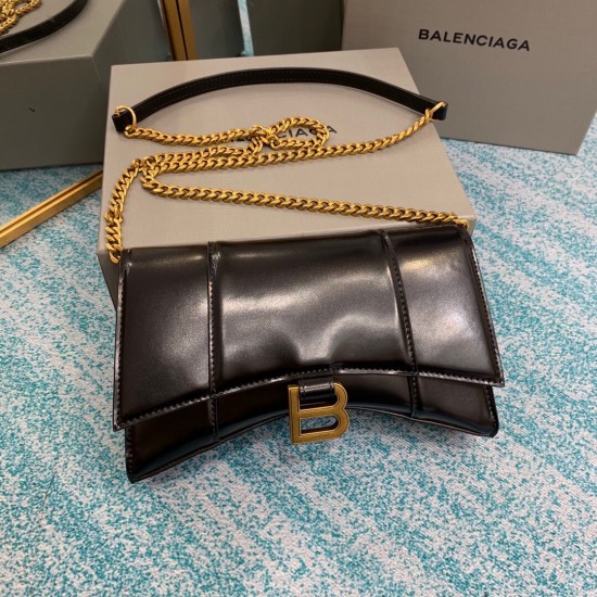 BALENCIAGA HOURGLASS WALLET ON CHAIN BOX IN  Size: 23x14x5.8CM